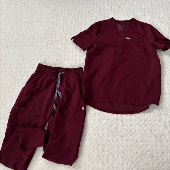 Figs Scrub Set - Picture 1 of 7